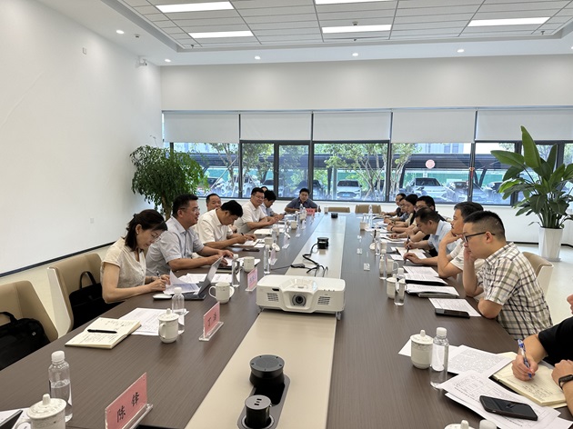 方圓檢測集團總經理闕利明一行赴德清車聯網先導區調研 (1).JPG